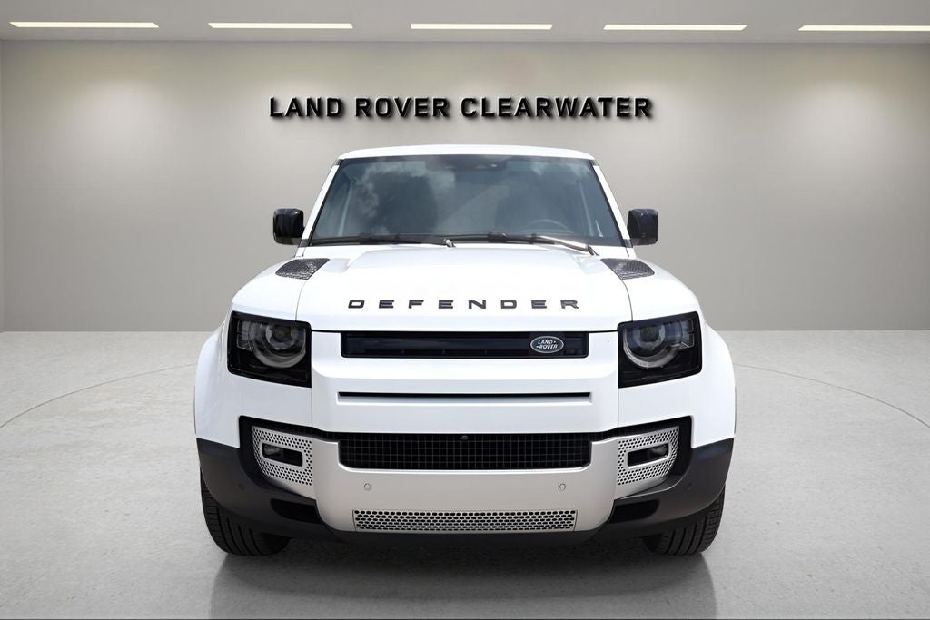 2025 Land Rover Defender 130 S