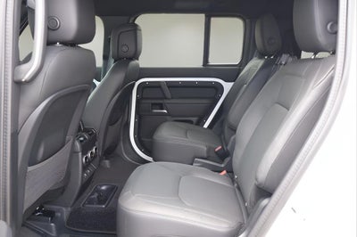 2025 Land Rover Defender 130 S