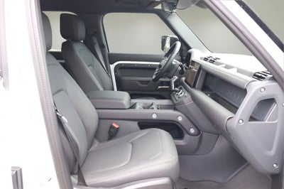 2025 Land Rover Defender 130 S