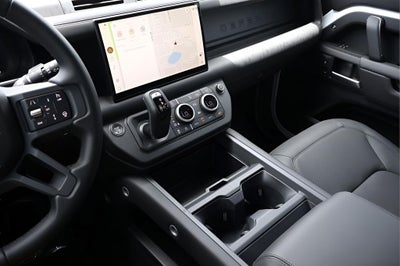 2025 Land Rover Defender 130 S