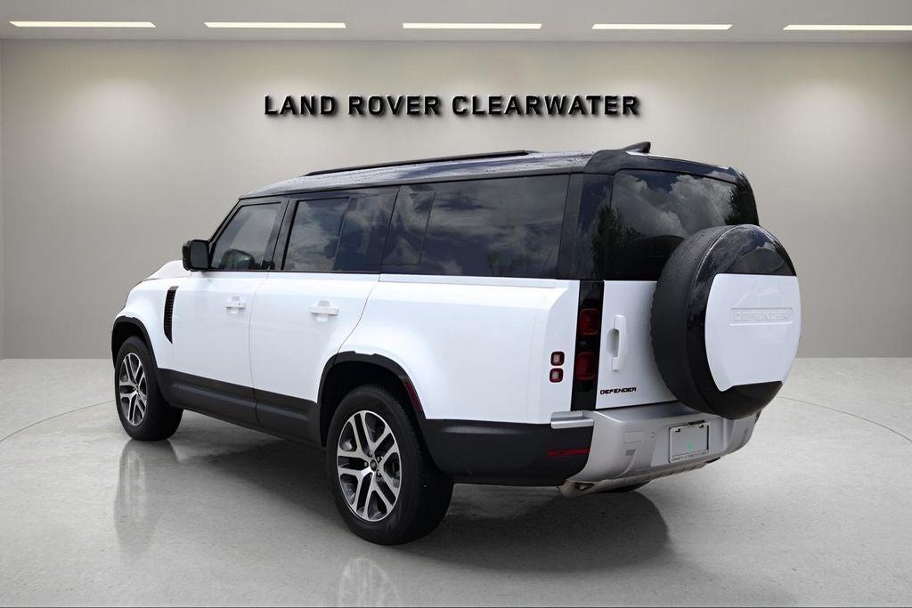 2025 Land Rover Defender 130 S