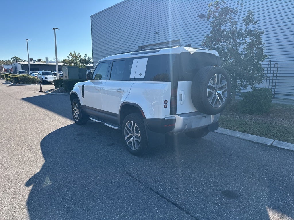 2020 Land Rover Defender 110 SE