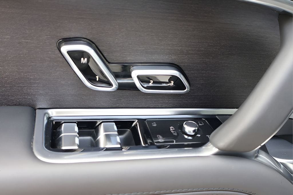 2025 Land Rover Range Rover Autobiography