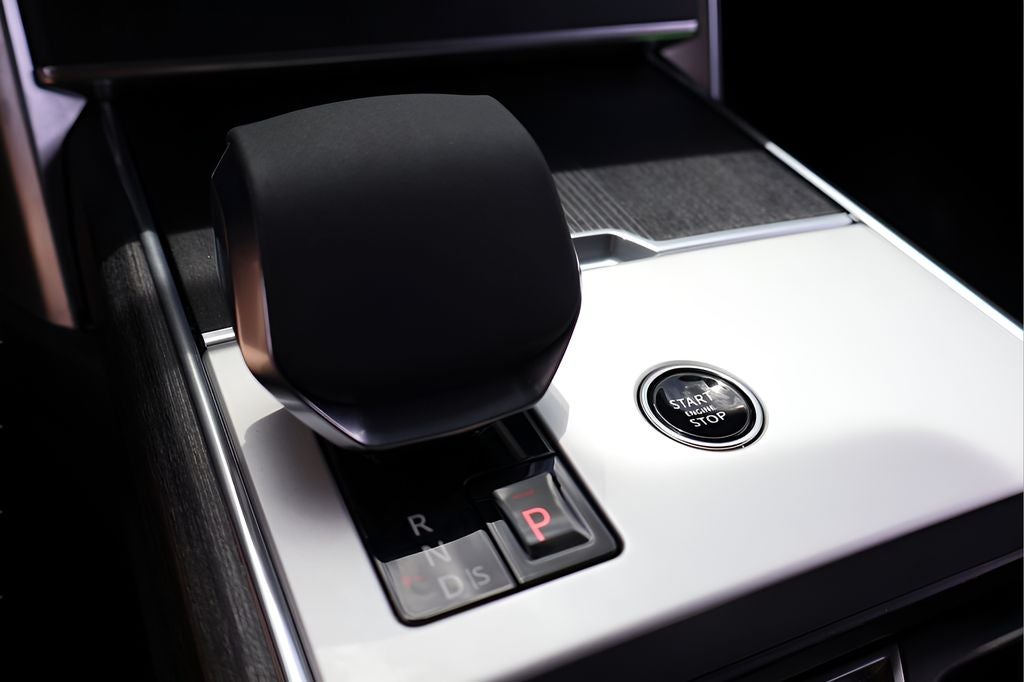 2025 Land Rover Range Rover Autobiography