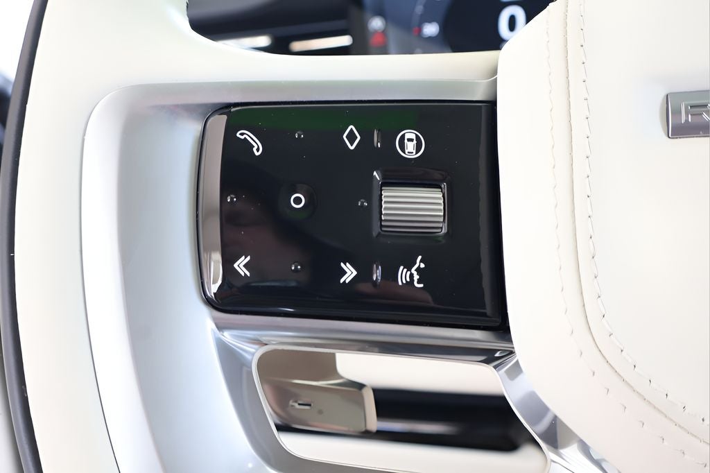 2025 Land Rover Range Rover Autobiography