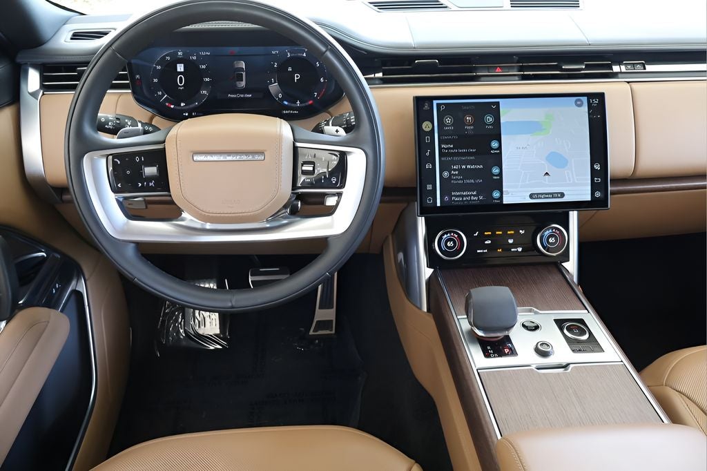 2023 Land Rover Range Rover SE