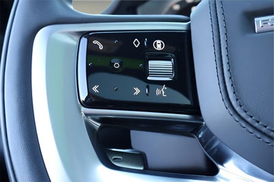 2025 Land Rover Range Rover Plug-In Hybrid SE