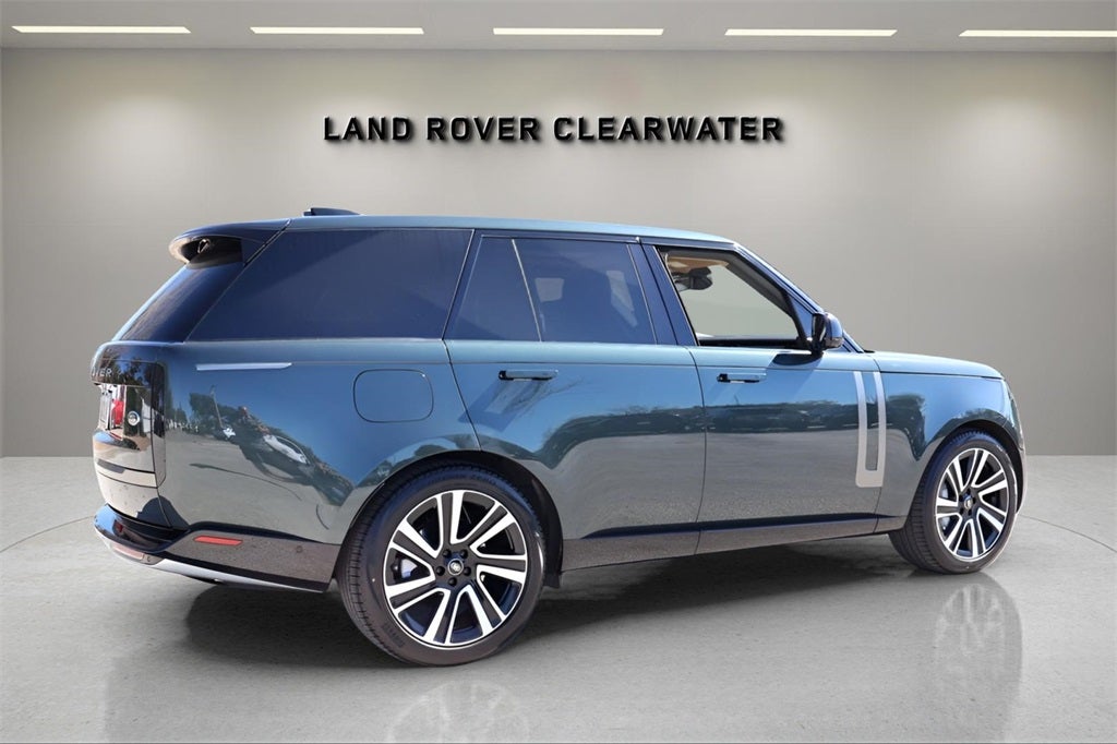 2023 Land Rover Range Rover SE