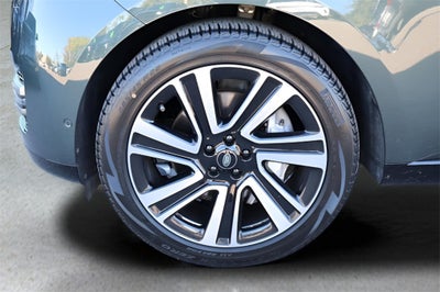 2023 Land Rover Range Rover SE