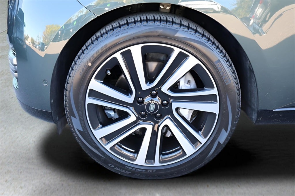 2023 Land Rover Range Rover SE