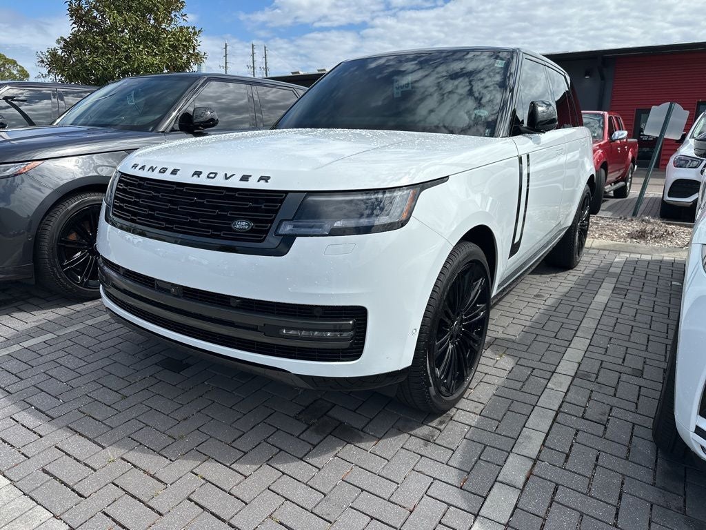 2024 Land Rover Range Rover SE