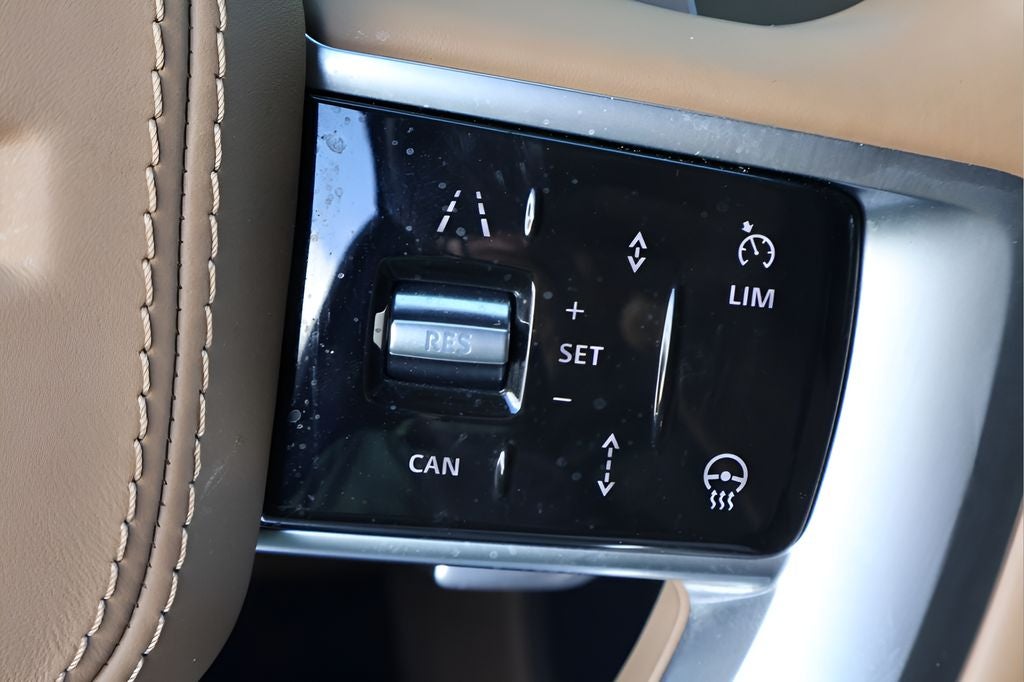 2024 Land Rover Range Rover SE