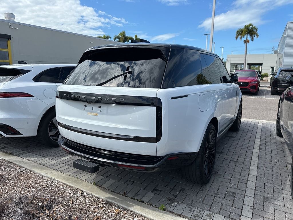 2024 Land Rover Range Rover SE