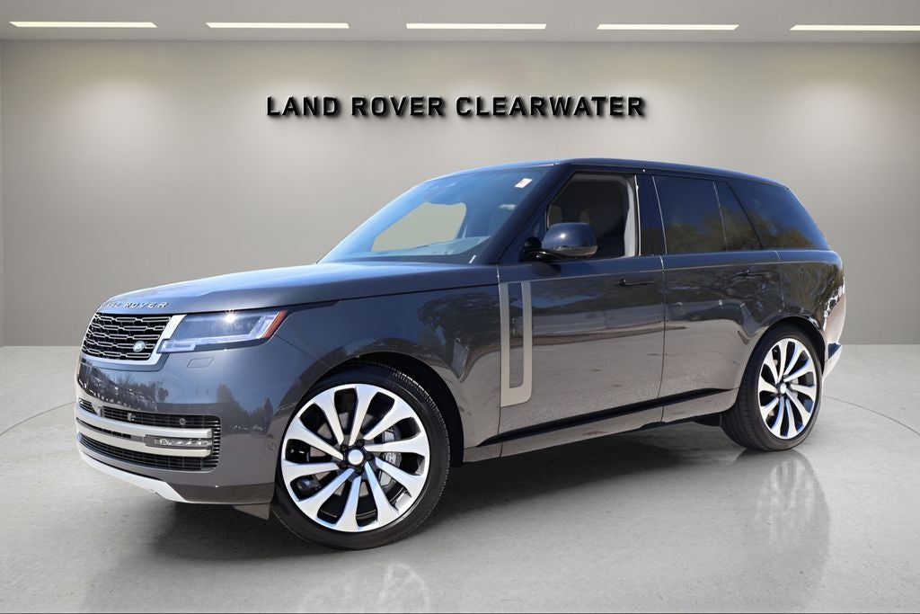2025 Land Rover Range Rover SE