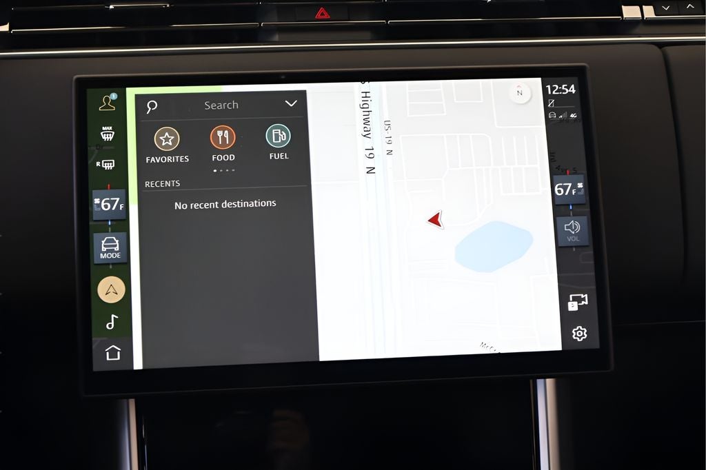 2025 Land Rover Range Rover SE