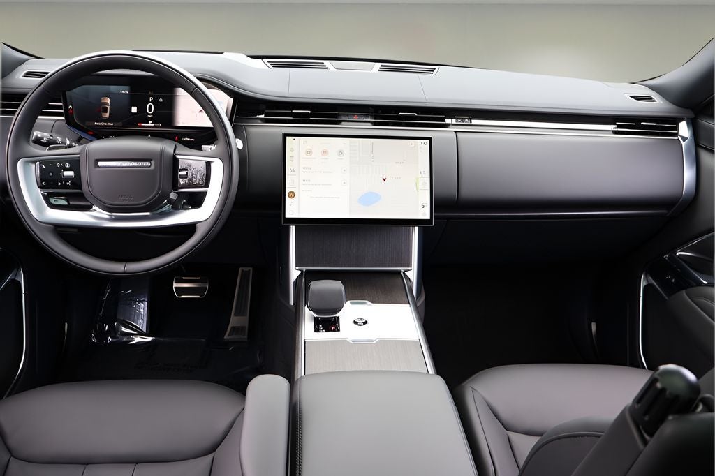 2025 Land Rover Range Rover SE