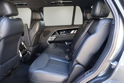 2023 Land Rover Range Rover SE LWB