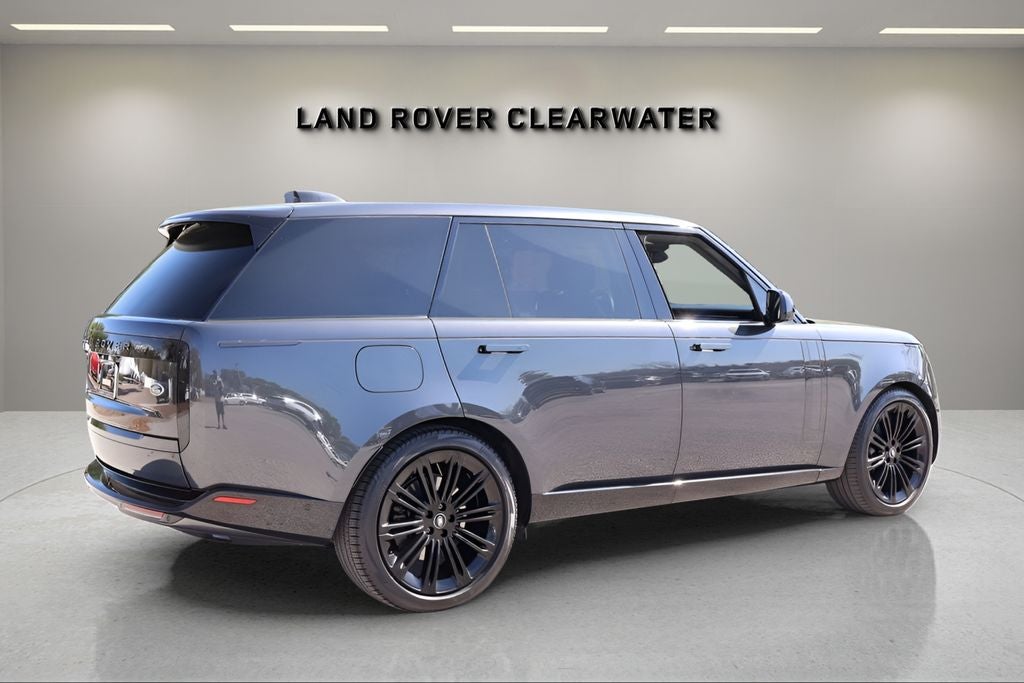 2023 Land Rover Range Rover SE LWB