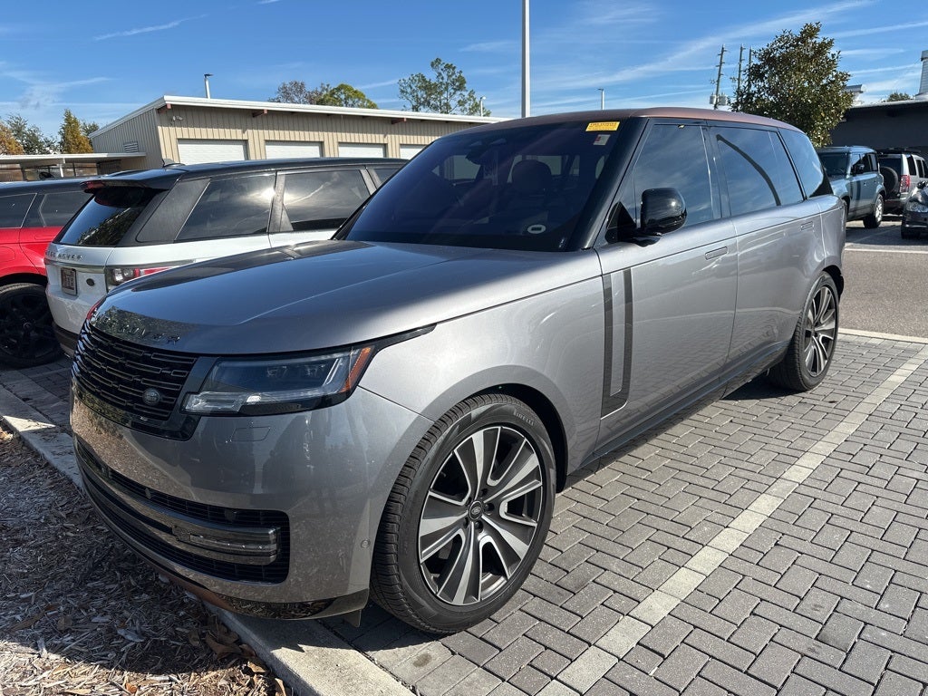 2023 Land Rover Range Rover SE LWB