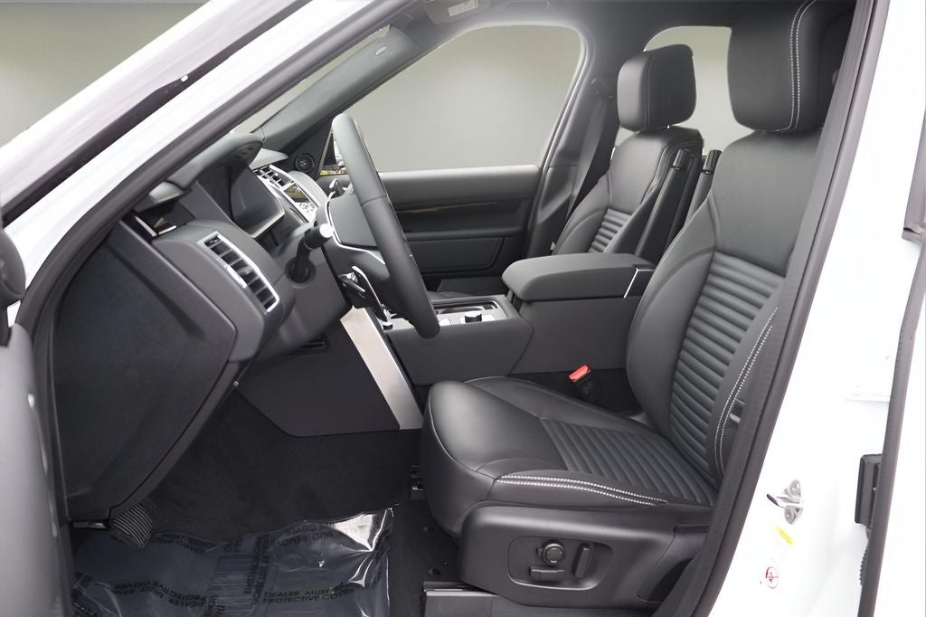 2025 Land Rover Discovery S