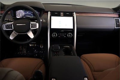 2025 Land Rover Discovery Dynamic SE