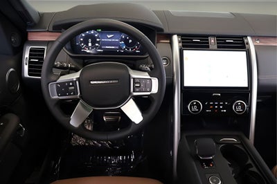 2025 Land Rover Discovery Dynamic SE