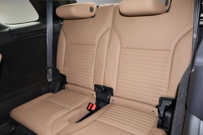 2025 Land Rover Discovery Dynamic SE