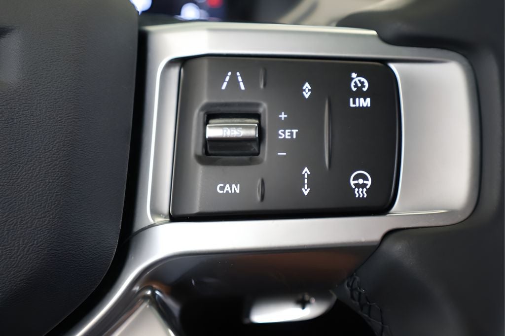 2025 Land Rover Discovery Dynamic SE
