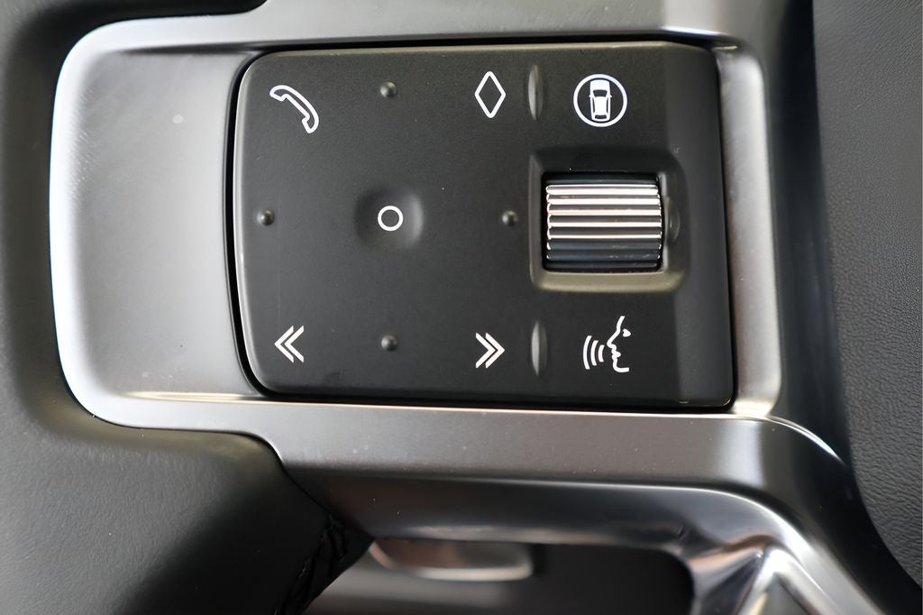 2025 Land Rover Discovery Dynamic SE