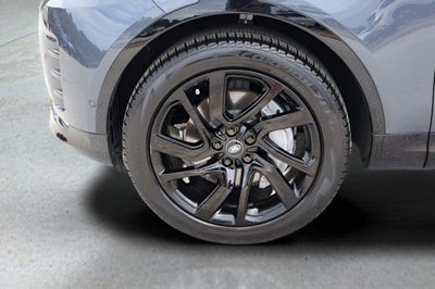 2025 Land Rover Discovery Dynamic SE