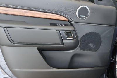 2025 Land Rover Discovery Dynamic SE