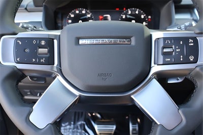 2025 Land Rover Discovery Dynamic SE