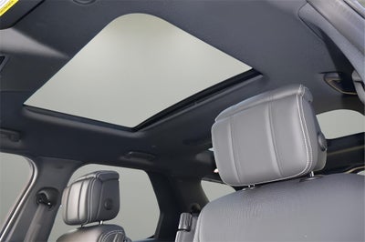 2025 Land Rover Discovery Dynamic SE