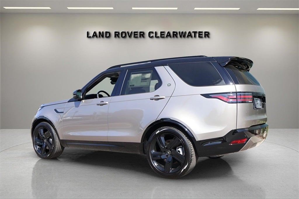 2025 Land Rover Discovery Dynamic SE