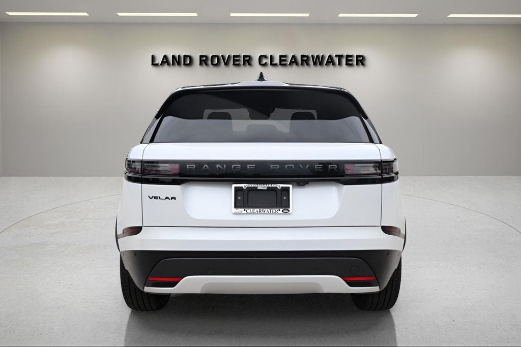 2026 Land Rover Range Rover Velar Dynamic SE