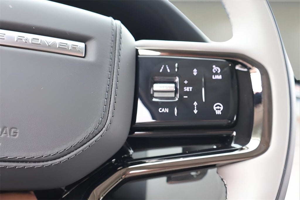 2025 Land Rover Range Rover Velar Dynamic SE