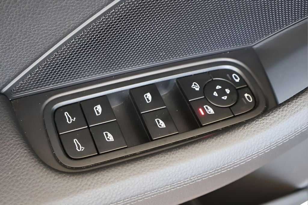 2022 Porsche Panamera Platinum Edition