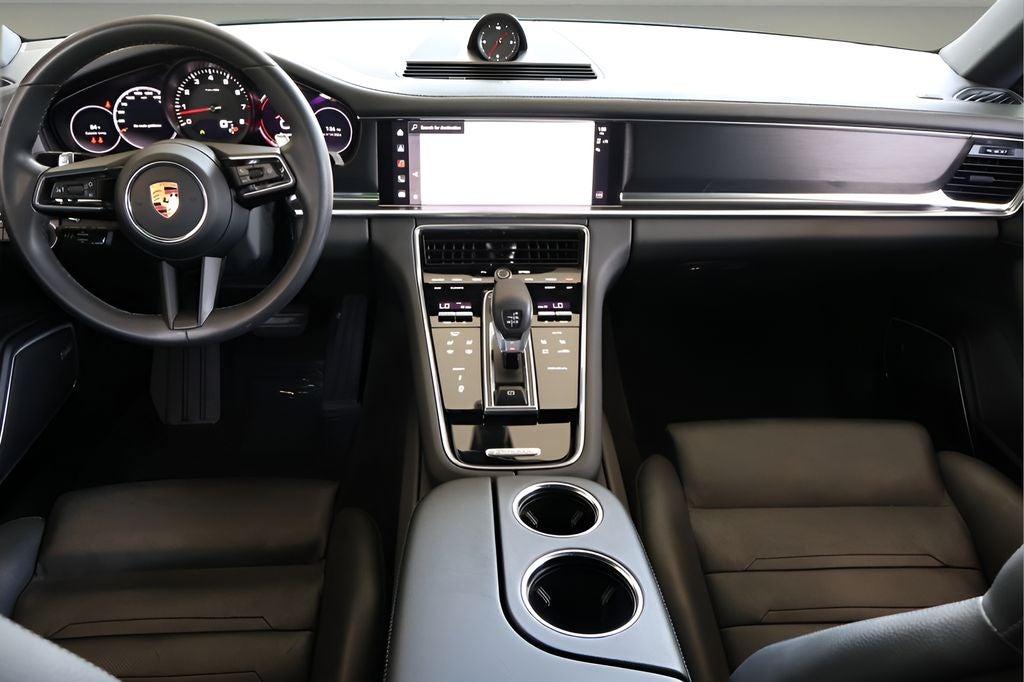 2022 Porsche Panamera Platinum Edition