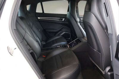 2022 Porsche Panamera Platinum Edition