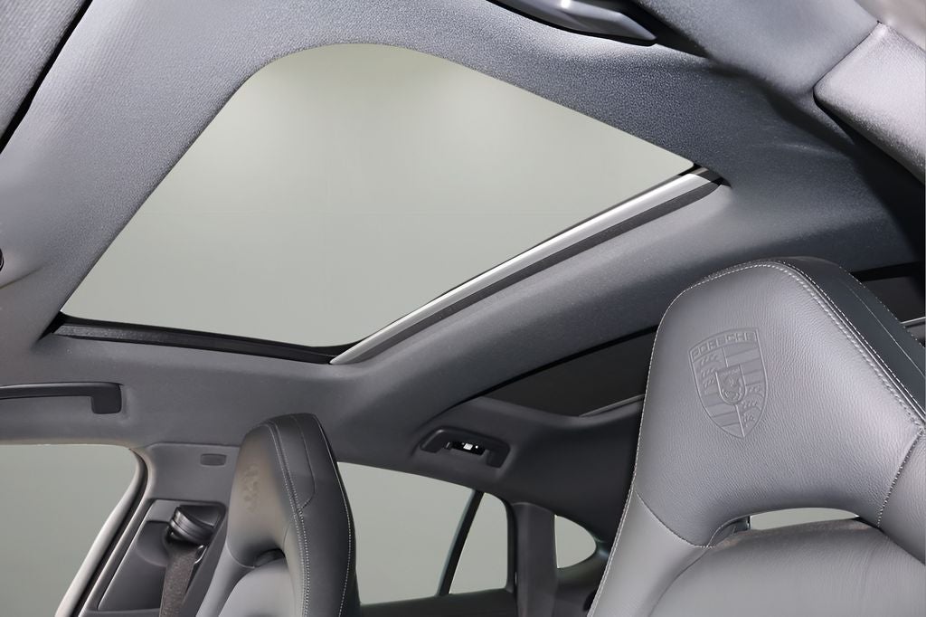 2022 Porsche Panamera Platinum Edition