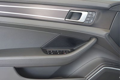 2022 Porsche Panamera Platinum Edition