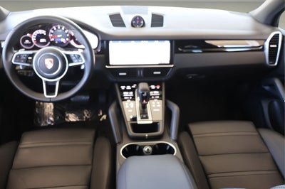 2021 Porsche Cayenne Base