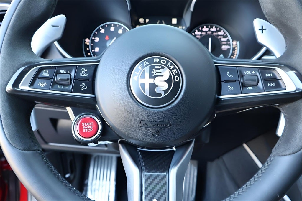 2023 Alfa Romeo Stelvio Quadrifoglio