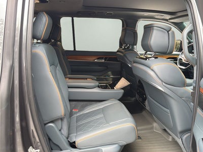 2022 Jeep Grand Wagoneer Series III