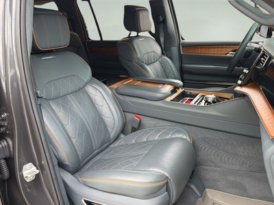 2022 Jeep Grand Wagoneer Series III