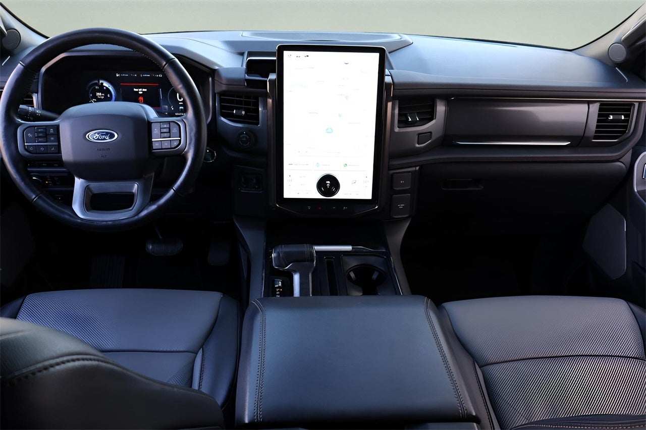 2022 Ford F-150 Lightning Lariat