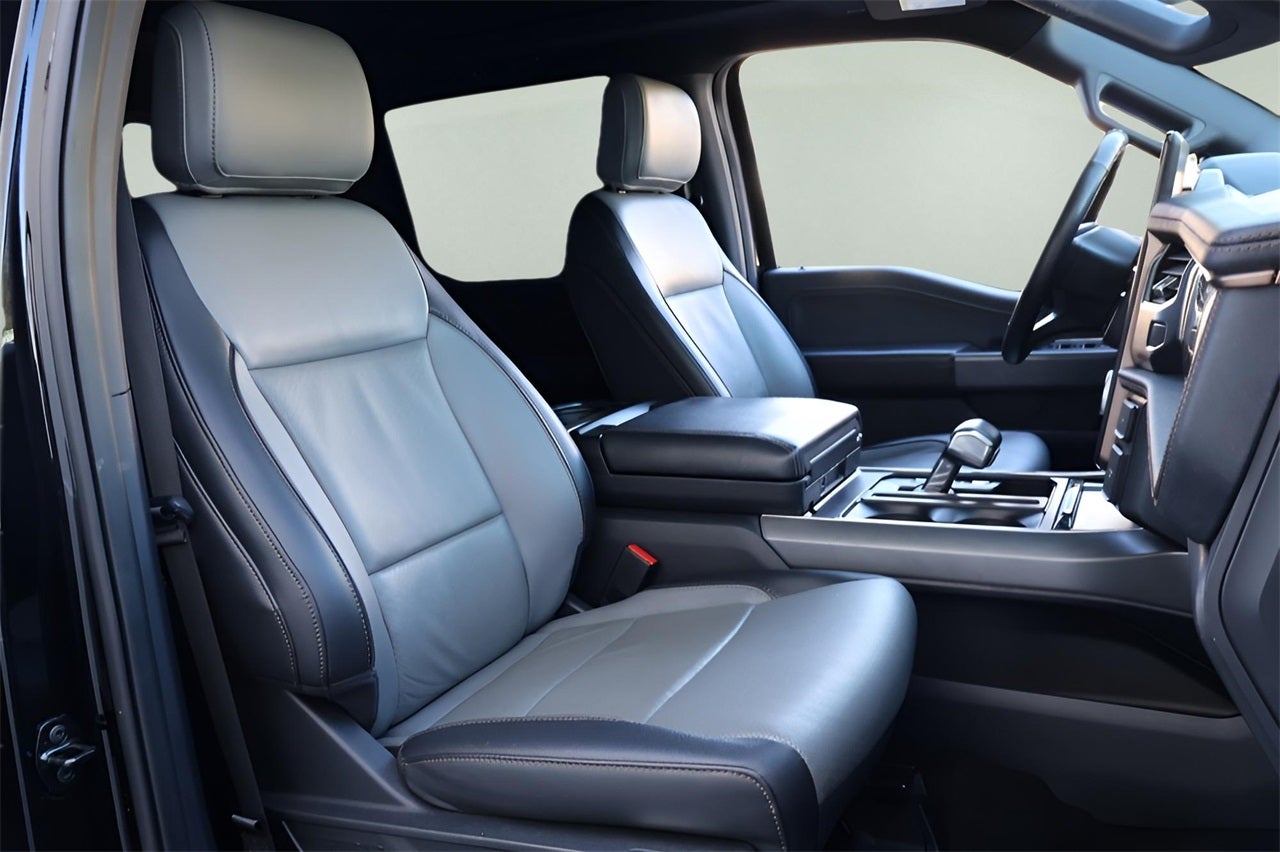 2022 Ford F-150 Lightning Lariat