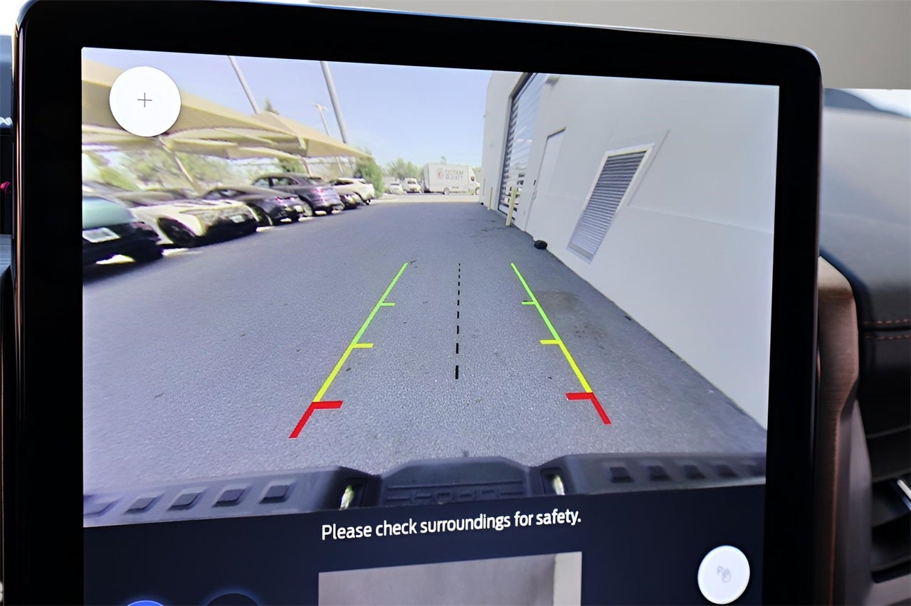 2022 Ford F-150 Lightning Lariat