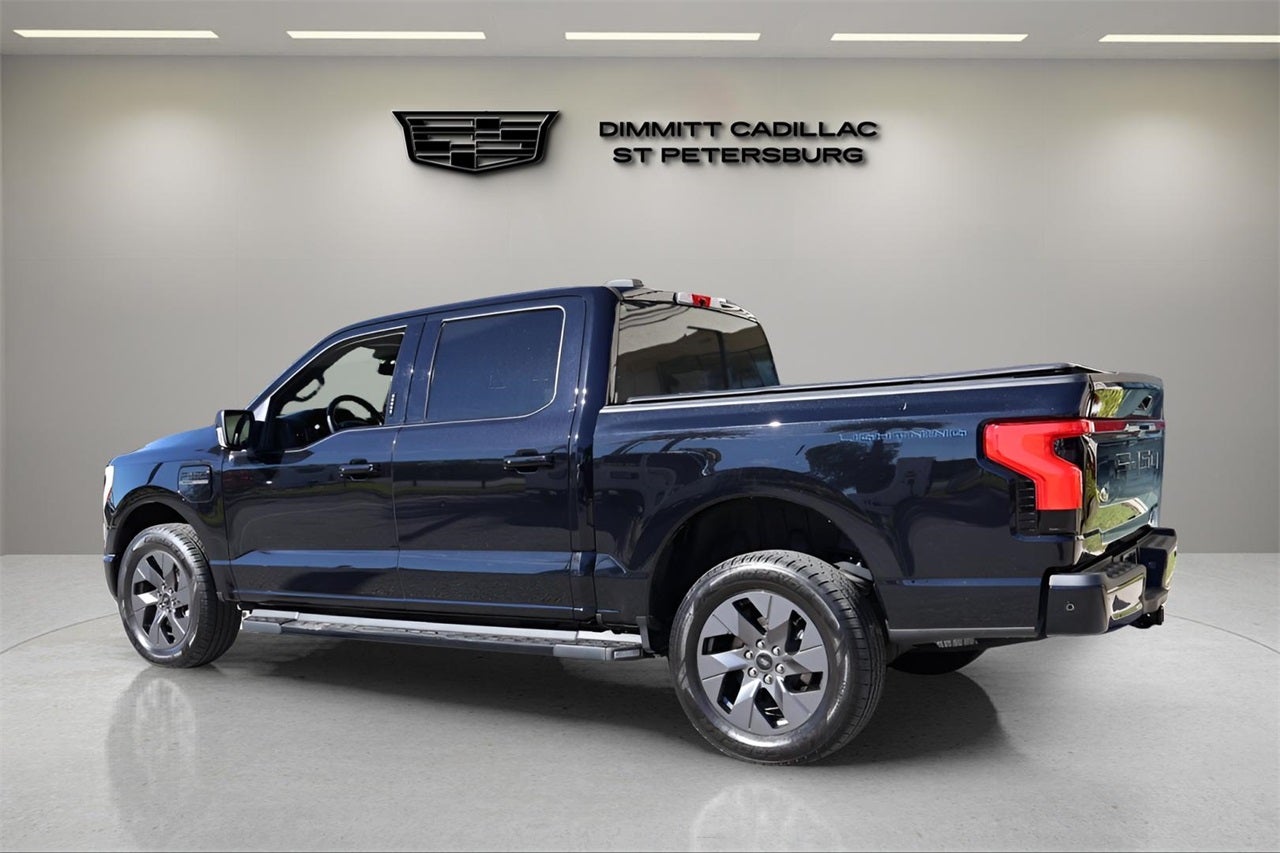 2022 Ford F-150 Lightning Lariat