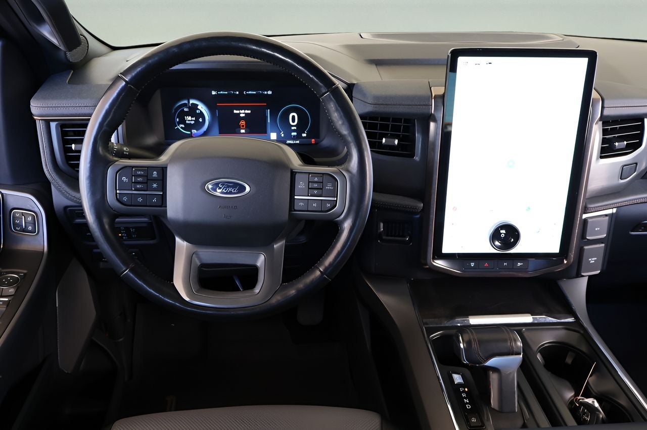 2022 Ford F-150 Lightning Lariat